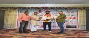 रक्तदान सेवा के लिए रक्तमित्र रोहित बिजल्वाण को मिला राष्ट्रीय सम्मान। WWW.JANSWAR.COM