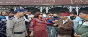 मसूरी में परिवहन विभाग का सघन चेकिंग अभियान, करीब 70 वाहनों के चालान। WWW.JANSWAR.COM