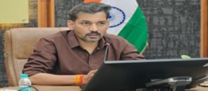 राजस्व न्यायालयों के लंबित वादों पर डीएम सख्त, स्मार्ट मॉनिटरिंग से तय होगी जवाबदेही। WWW.JANSWAR.COM