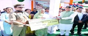 पुलिस स्मृति दिवस: मुख्यमंत्री धामी ने शहीद जवानों को दी श्रद्धांजलि, पुलिस के सुदृढ़ीकरण के लिए कीं 8 बड़ी घोषणाएं। W