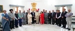 राज्यपाल गुरमीत सिंह से मिले विभिन्न प्रतिनिधिमंडल, कार्यकाल में मिले सहयोग के लिए जताया आभार। WWW.JANSWAR.COM