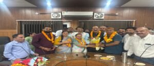 मुनिकीरेती में तीन नामित सभासदों ने ली पद एवं गोपनीयता की शपथ। WWW.JANSWAR.COM