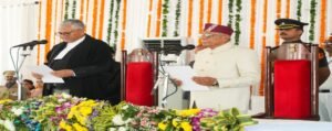 डॉ. ढाल सिंह बिसेन ने उत्तराखण्ड के राज्यपाल पद की शपथ ली। WWW.JANSWAR.COM