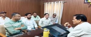 बजट के अभाव में रुके पेयजल लाइन के कार्यों को शीघ्र पूरा करने के निर्देश, सचिव से की वार्ता। WWW.JANSWAR.COM